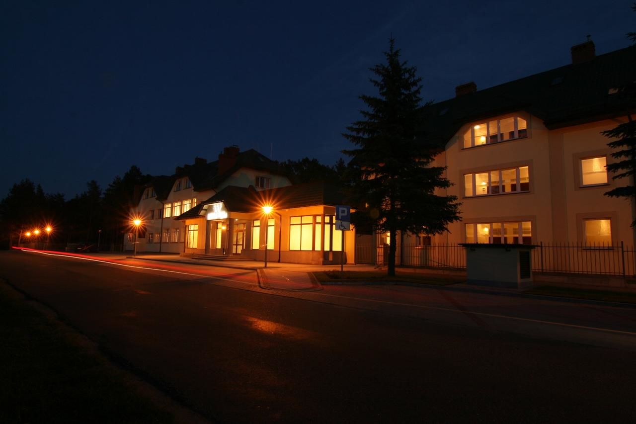Отель Hotel nad Wigrami Gawrych Ruda-25