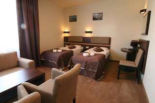 Отель Hotel nad Wigrami Gawrych Ruda Двухместный номер с 2 отдельными кроватями-6